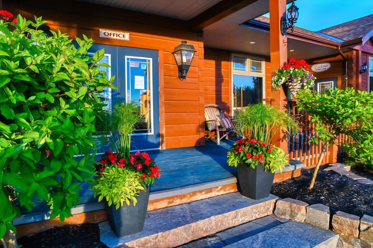 Terrace Suites Callander Exterior photo